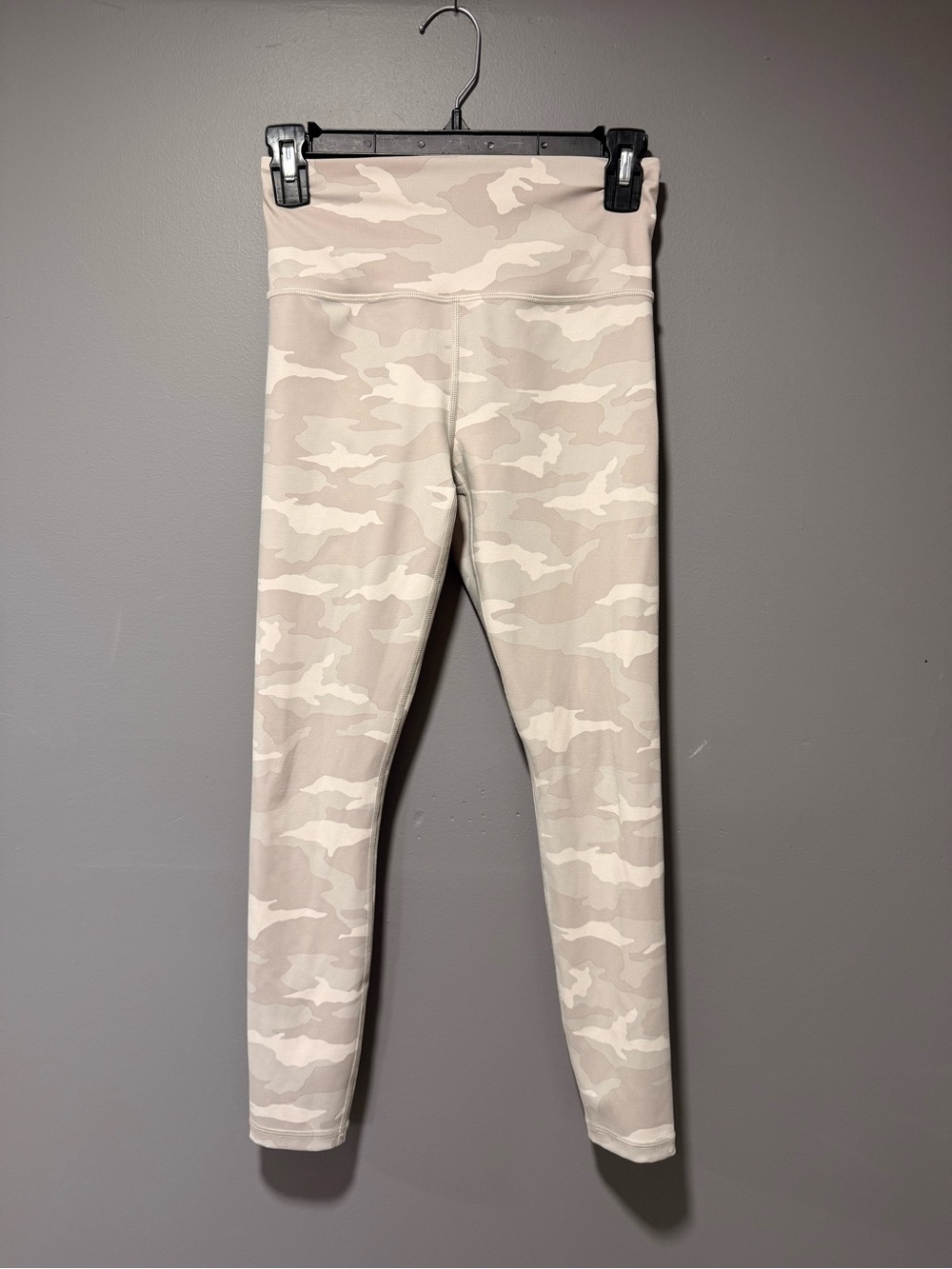 Athleta Neutral Cream Camo High-Rise Leggings